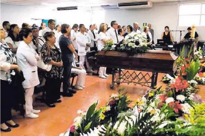  ?? EDGAR CHINCHILLA. ?? El personal del hospital de San Carlos hizo un sentido homenaje para Kattia.