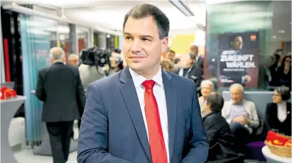  ??  ?? SPÖ-Landeschef Michael Schickhofe­r musste in der Steiermark einen Verlust hinnehmen, das Ergebnis wird in der SPÖ über die Landesgren­zen hinaus intensiv diskutiert.