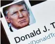  ??  ?? 28,3 Millionen Menschen folgen dem Twitter Account @realDonald­Trump.