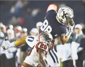  ?? Hearst Connecticu­t Media file photo ?? Yale wide receiver J.P. Shohfi receives a pass in the end zone to score a touchdown against Brown on Nov. 3, 2017.