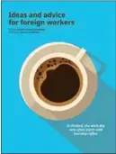  ?? SAARA LINNATSALO ?? UNIK GUIDE. Daniel Comas Caraballo skrev ner sådant som den som börjar jobba i Finland behöver känna till om jobbkultur­en här. Guiden har nu översatts till fyra olika språk.