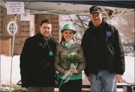  ?? SUBMITTED PHOTO ?? From left, Mayor Yaniv Aronson, Sarah Aronson and Glenn Quinn of Fritz Lodge 308 at 2019 parade.