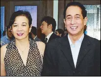  ??  ?? Grace Glory Go with Clark Internatio­nal Airport Corp. president and CEO Victor Jose Luciano