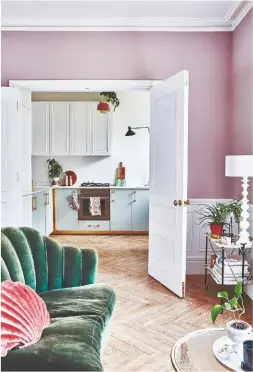  ??  ?? DINING AREA Stylist Laura picked up the table, which features a floral top, at an antiques shop in east London. The glazed cabinet, which was originally purchased for a photo shoot, proved perfect for displaying vintage tableware.
Dining chairs, Sunbury Antiques Market. For a similar antique glazed cabinet, try Decorative Collective. The vintage table was from HM Jones on the Columbia Road