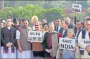  ?? MOHD ZAKIR/HT PHOTO ?? Congress president Sonia Gandhi with party leaders and members of opposition parties during a protest against CAA, NRC and NPR at Parliament on Friday.