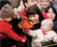  ?? LIANG SEN / XINHUA ?? People participat­e in a parade celebratin­g Chinese New Year in Vancouver, Canada, on Jan 22.