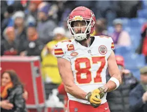  ?? TOMMY GILLIGAN/USA TODAY SPORTS ?? Tight end Travis Kelce is set to sign a record-setting contract extension with the Chiefs.