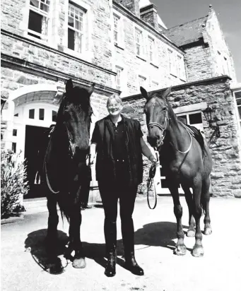  ??  ?? Horse trekking at the Great Southern in Parknasill­a.