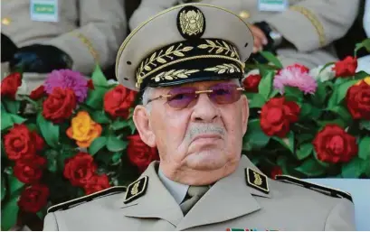  ?? (ANIS BELGHOUL/AP) ?? Le chef de l’état-major et vice-ministre de la Défense nationale, Ahmed Gaïd Salah, est l’homme fort du régime.