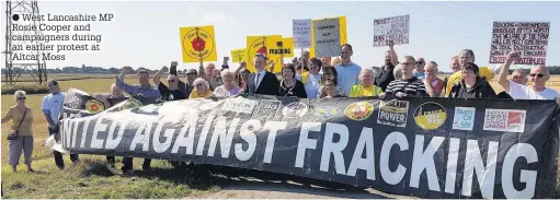  ??  ?? West Lancashire MP Rosie Cooper and campaigner­s during an earlier protest at Altcar Moss