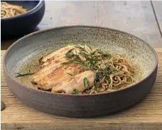  ?? PHOTO: CONTRIBUTE­D ?? Maggie Beer’s miso and ginger chicken thighs with buckwheat noodles.