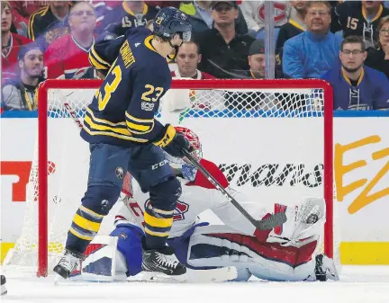  ?? KEVIN HOFFMAN/GETTY IMAGES ?? Habs goalie Carey Price snags a shot by the Sabres’ Sam Reinhart during the first period Thursday night in Buffalo.