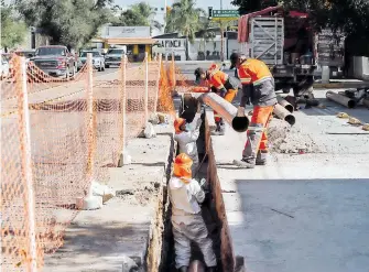  ?? / VEOLIA ?? Se fortalecen los 2,864 kilómetros de red de agua potable y mejoran los 2,774 kilómetros de drenaje en el municipio