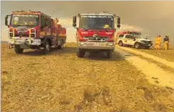  ?? Picture: SUPPLIED/ BALLARAT FIRE BRIGADE CFA ?? Fire crews responding to a blaze at Mt Cole west of Beaufort in Victoria, Australia.