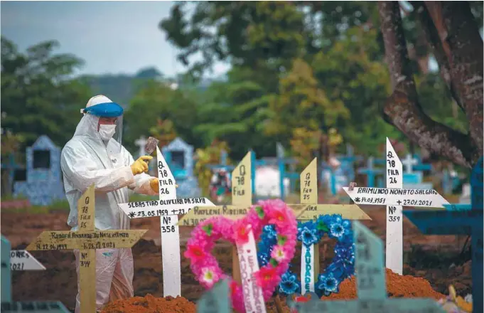  ?? / EFE ?? Manaos, la principal ciudad del Amazonas brasileño, vive nuevamente un incremento de casos. No se sabe con certeza el motivo, pero algunas pistas sugieren que se deba a la nueva variante.