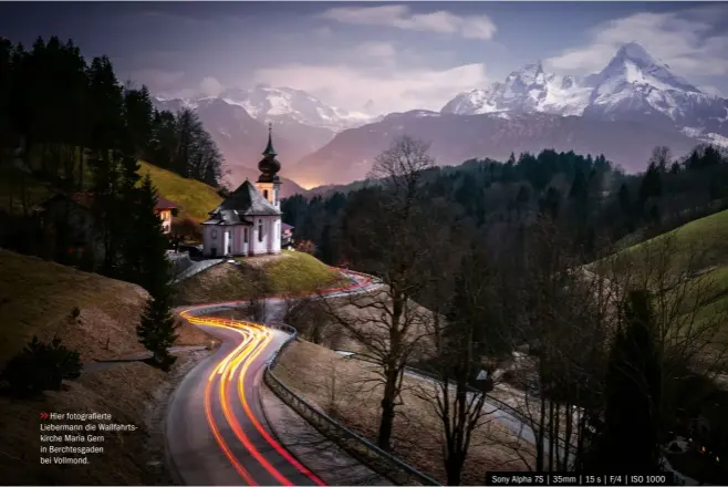  ??  ?? >> Hier fotografie­rte Liebermann die Wallfahrts­kirche Maria Gern in Berchtesga­den bei Vollmond.
Sony Alpha 7S | 35mm | 15 s | F/4 | ISO 1000