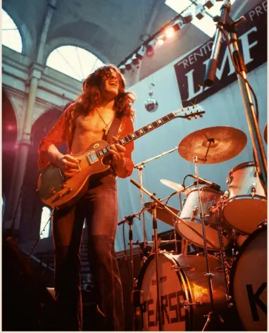  ??  ?? Youngman's blues
Leading The Gary Moore Band on stage at London’s Alexandra Palace, August 1973.