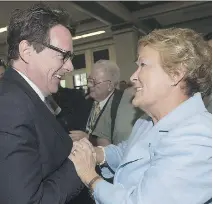  ?? THE CANADIAN PRESS FILES ?? Parti Québécois Leader Pierre Karl Péladeau was greeted by former leader Pauline Marois at a gala in May. Marois’s former speech writer has criticized Péladeau as amateurish.