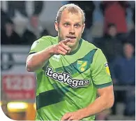  ??  ?? Teemu Pukki celebrates his winner