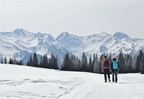  ?? FOTOS: CHRISTINE KING ?? Wer im Winter rund um Kartitsch wandert, trifft auf unberührte Natur und meist keine anderen Menschen.