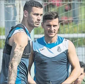  ?? FOTO: PERE PUNTÍ ?? Álvaro y Piatti, en un entrenamie­nto El argentino asegura que no hay inquietud