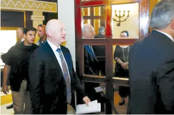  ??  ?? JASON GREENBLATT arrives for a meeting in Jerusalem last year.