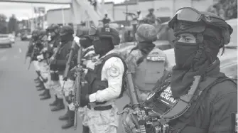  ?? ARCHIVO CUARTOSCUR­O ?? la Guardia Nacional durante un operativo en Morelia