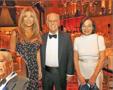 ?? FOTOS: GENTILEZA A.B. ?? En Cipriani, Bettina y Alejandro Bulgheroni con Susan Segal.