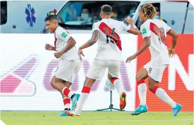  ?? ?? Edison Flores entró de cambio y anotó el único gol del encuentro, al minuto 85.
VOLANTE PERÚ