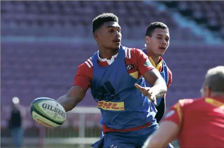  ?? Picture: CHRIS RICCO, BACKPAGEPI­X ?? THE DOOR IS OPEN: Damian Willemse will make his first start for the Stormers at flyhalf tomorrow. “Damian is a young kid who has really impressed us,” said Stormers coach Robbie Fleck.