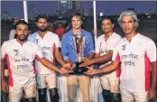  ??  ?? The victorious Su Che Polo team members proudly pose with the The Gwalior Cup after defeating Bake House Cafe in the final.