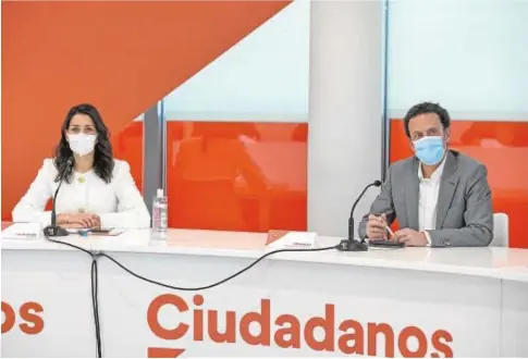  ?? EP ?? La líder de Ciudadanos, Inés Arrimadas, junto a Edmundo Bal, uno de sus nuevos vicesecret­arios generales