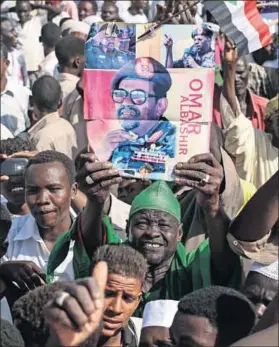  ??  ?? Wanted man: Sudanese President Omar al-Bashir escaped justice when he visited South Africa in 2015. Photo: Ashraf Shazly/AFP