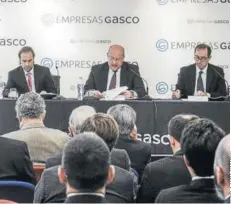  ??  ?? Junta de accionista­s de Empresas Gasco, realizada ayer.