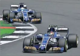  ??  ?? CAMBIOS. Sauber rompió su preacuerdo con Honda para el 2018.