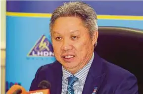  ?? PIC BY AHMAD IRHAM MOHD NOOR ?? Inland Revenue board chief executive officer Datuk Sabin Samitah says those who will be audited are chosen based on risk analysis and third-party informatio­n from Bank Negara Malaysia and other agencies.