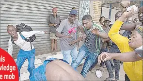  ?? (Source: Google) ?? Some members of the public captured meting mob justice. This is not to suggest that the people in the picture are the ones referred to in the story