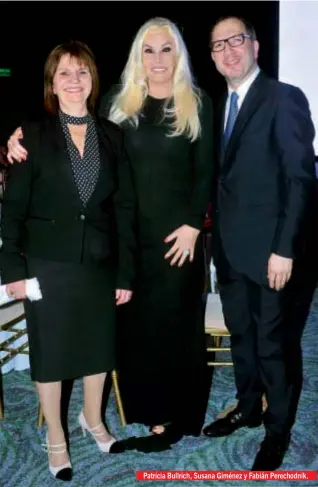  ??  ?? Patricia Bullrich, Susana Giménez y Fabián Perechodni­k.
