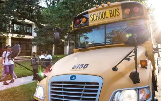  ?? SUN-TIMES FILE ?? A bus driver shortage has left some CPS students without transporta­tion to get to school.