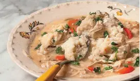  ?? [PHOTO BY GORAN KOSANOVIC, FOR THE WASHINGTON POST] ?? Sheri’s Shortcut Chicken Stew With Fluffy Dumplings