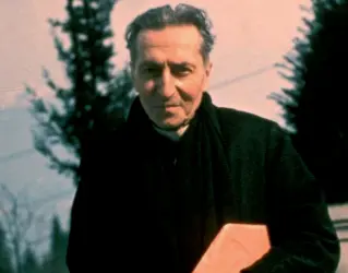  ??  ?? Poeta Clemente Rebora (Milano, 1885 – Stresa, 1957) è stato presbitero e poeta