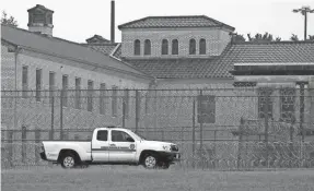  ?? LM OTERO/AP ?? The Bureau of Prisons said it took several steps to ensure prisoner safety, including limiting prisoner transfers, restrictin­g inmates’ abilities to move around and congregate, and isolating prisoners who show symptoms.