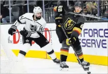  ?? Chase Stevens Las Vegas Review-journal @csstevensp­hoto ?? Nick Holden (22) claims his on-ice performanc­e has rounded into form, but his Knights teammates enjoy his locker-room presence.