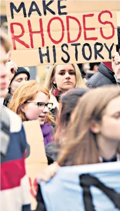  ??  ?? Edited history: Oxford University students attempt to eliminate Cecil Rhodes