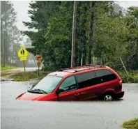  ?? /AFP ?? Las primeras inundacion­es se registraro­n principalm­ente en Carolina del Sur y del Norte