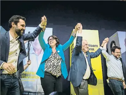  ?? LLIBERT TEIXIDÓ ?? Torrent, Riba, Maragall y Aragonès celebraron la victoria en Barcelona y los tres eurodiputa­dos