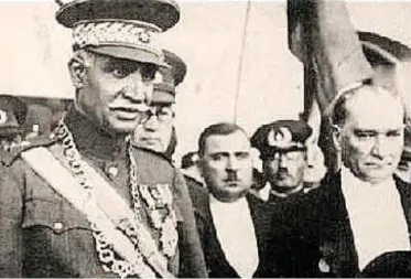  ?? ?? SHAH Reza Pahlavi of Iran (1878-1944) was exiled to Johannesbu­rg in 1942.