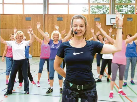  ?? Foto: Sabine Roth ?? Übungsleit­erin Sylvia Schraml aus Kissing engagiert sich seit Jahren im Verein. Doch neue Trainer zu finden, wird immer schwierige­r.