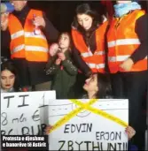  ??  ?? Protesta e djeshme e banorëve të Astirit