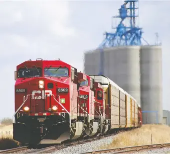  ?? CP RAIL ?? Canada's top grain companies are worried the railroads won't be able to get their shipments to port as swiftly as they want. CN Rail says it's unrealisti­c for grain businesses to flood one corridor with a massive harvest, and shipments can be affected by delays outside their control.